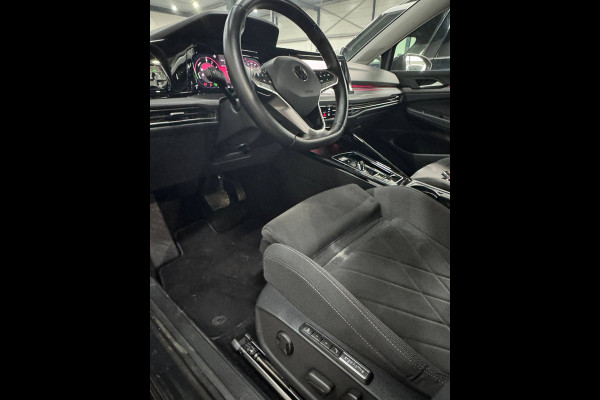 Volkswagen Golf 1.4 eHybrid Style | Memory seat | Massage | Adaptive cruise control | Elektrische stoel | Keyless | Apple Carplay | Parkeersensoren | Ambiance Verlichting |