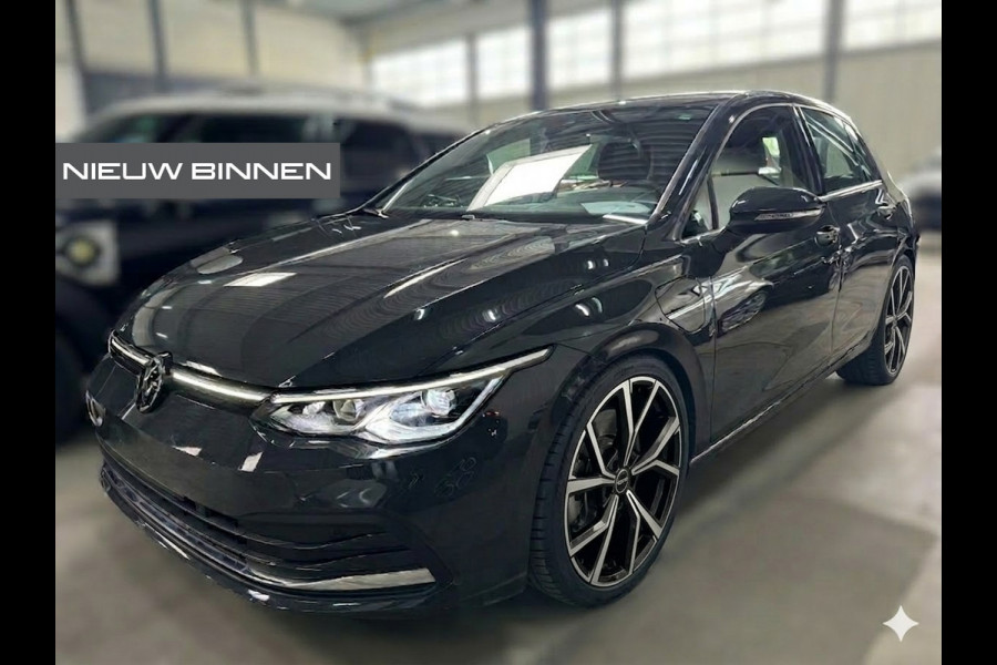 Volkswagen Golf 1.4 eHybrid Style | Memory seat | Massage | Adaptive cruise control | Elektrische stoel | Keyless | Apple Carplay | Parkeersensoren | Ambiance Verlichting |
