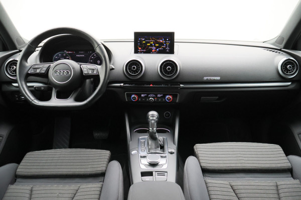 Audi A3 Sportback 1.4 e-tron Sport Pro Line plus S Line Virtual Cockpit, Navigatie, Camera, Keyless, LED, 18"