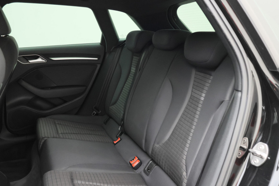 Audi A3 Sportback 1.4 e-tron Sport Pro Line plus S Line Virtual Cockpit, Navigatie, Camera, Keyless, LED, 18"
