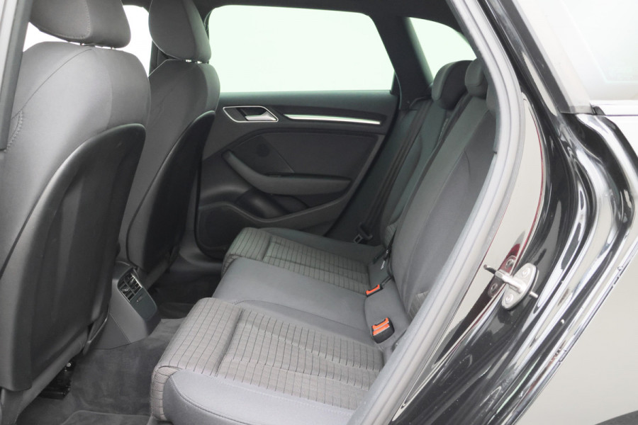 Audi A3 Sportback 1.4 e-tron Sport Pro Line plus S Line Virtual Cockpit, Navigatie, Camera, Keyless, LED, 18"