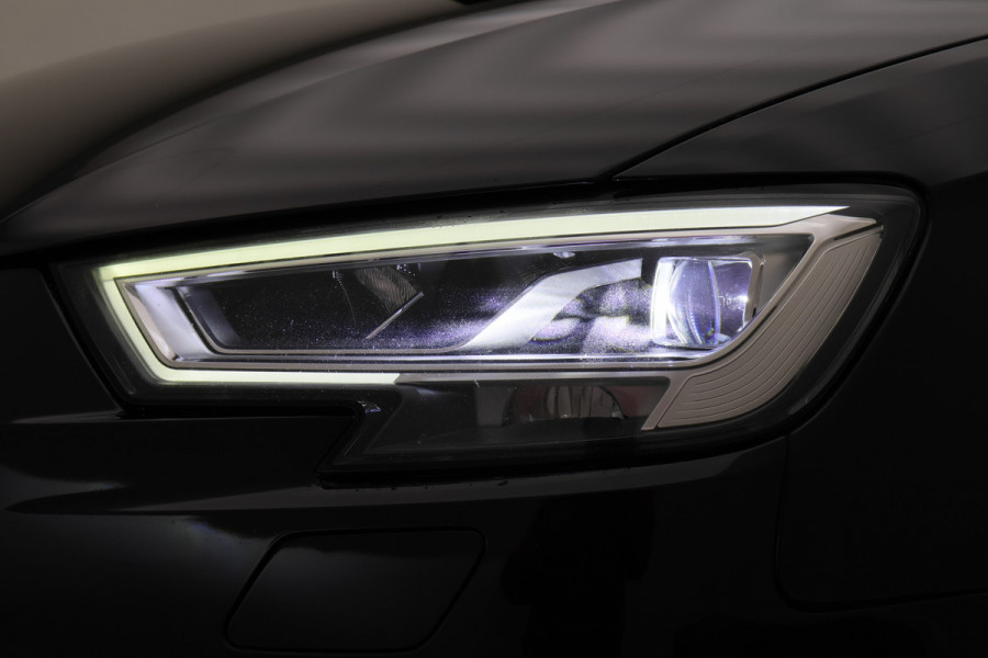 Audi A3 Sportback 1.4 e-tron Sport Pro Line plus S Line Virtual Cockpit, Navigatie, Camera, Keyless, LED, 18"