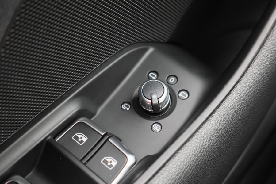 Audi A3 Sportback 1.4 e-tron Sport Pro Line plus S Line Virtual Cockpit, Navigatie, Camera, Keyless, LED, 18"