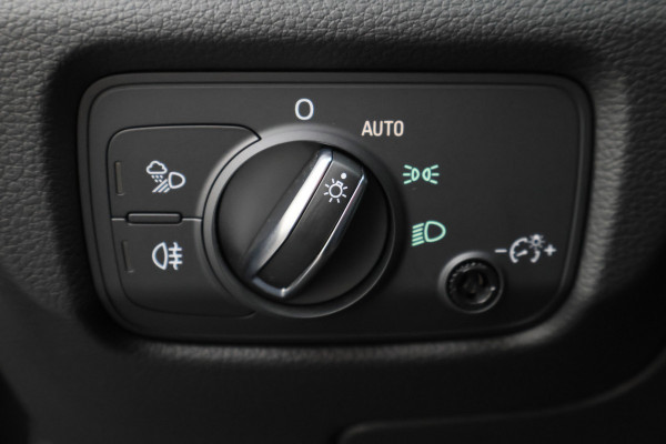 Audi A3 Sportback 1.4 e-tron Sport Pro Line plus S Line Virtual Cockpit, Navigatie, Camera, Keyless, LED, 18"