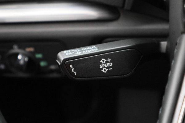 Audi A3 Sportback 1.4 e-tron Sport Pro Line plus S Line Virtual Cockpit, Navigatie, Camera, Keyless, LED, 18"