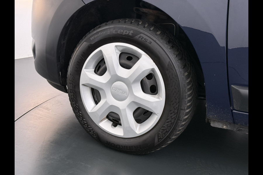 Dacia Dokker DCi Airco Navi Trekhaak Euro 6 DAB Bluetooth Essential Betonplex Vloer Lat om Lat betimmering Schuifdeur Origineel Nederlandse Auto 1.5DCI
