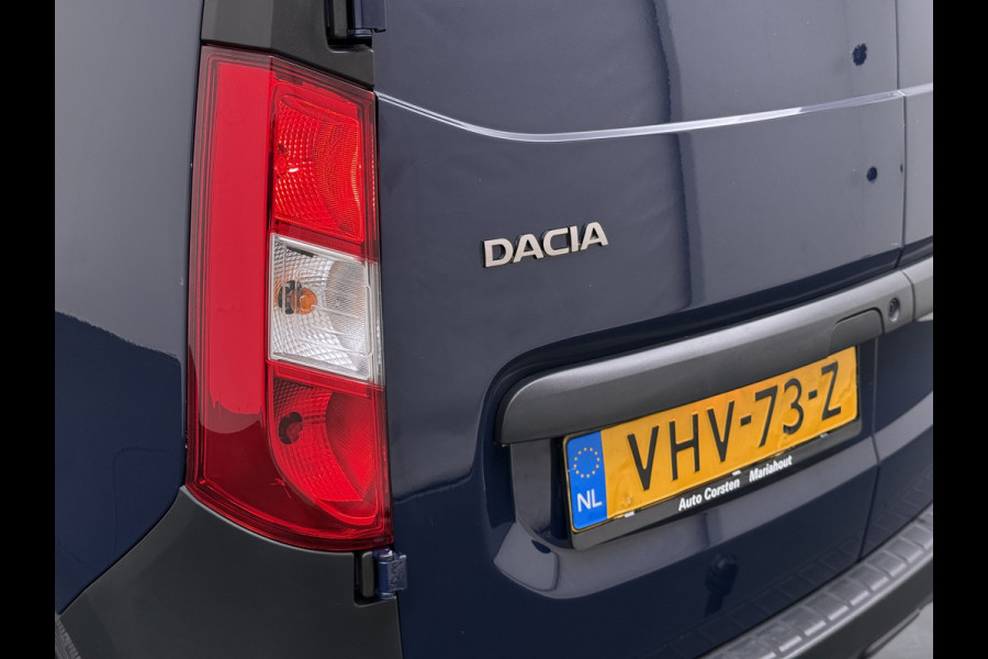 Dacia Dokker DCi Airco Navi Trekhaak Euro 6 DAB Bluetooth Essential Betonplex Vloer Lat om Lat betimmering Schuifdeur Origineel Nederlandse Auto 1.5DCI