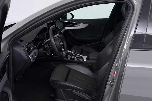 Audi A4 Avant 35 TFSI S edition 3x S-Line(NL-Auto, Dealer OnderH, Panorama, Navi, Carplay, StoelV, Digitale Dash, Cruise Con, Etc)
