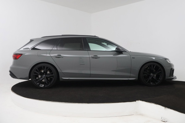 Audi A4 Avant 35 TFSI S edition 3x S-Line(NL-Auto, Dealer OnderH, Panorama, Navi, Carplay, StoelV, Digitale Dash, Cruise Con, Etc)