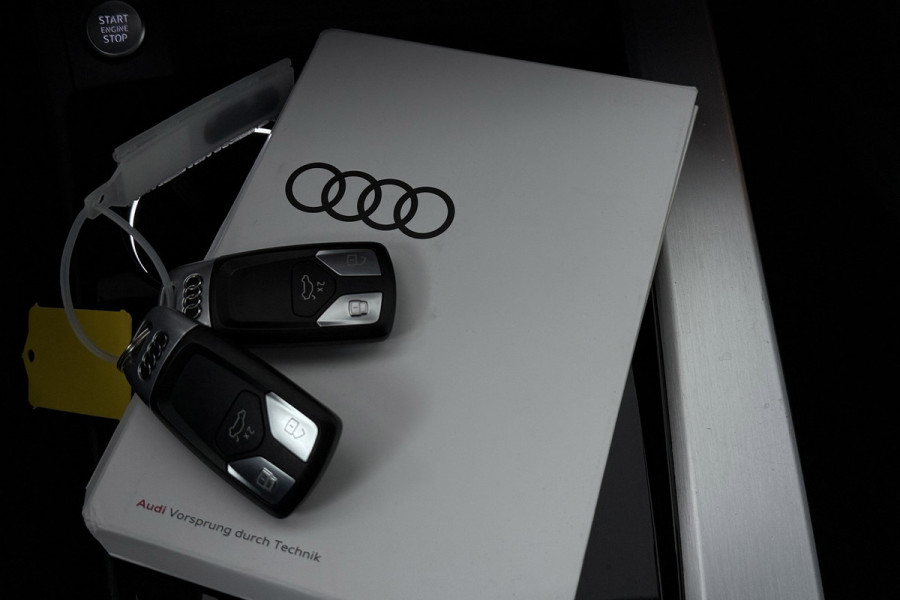 Audi A4 Avant 35 TFSI S edition 3x S-Line(NL-Auto, Dealer OnderH, Panorama, Navi, Carplay, StoelV, Digitale Dash, Cruise Con, Etc)