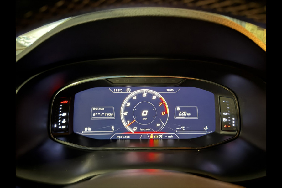 CUPRA Ateca 2.0 TSI 4DRIVE Garantie Elek Trekhaak Carplay 360 Camera Beats Elek Achterklep Keyless ACC StoelVW Led Dab Rijklaar