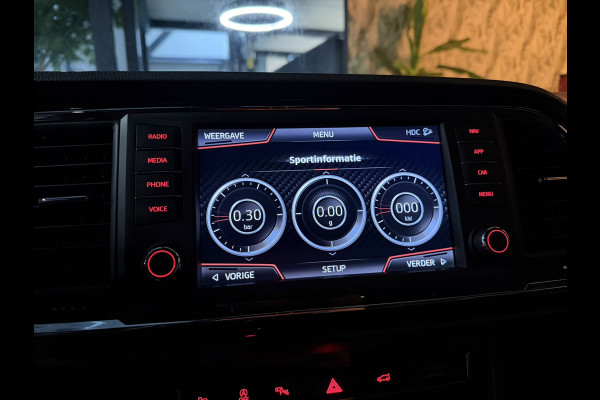 CUPRA Ateca 2.0 TSI 4DRIVE Garantie Elek Trekhaak Carplay 360 Camera Beats Elek Achterklep Keyless ACC StoelVW Led Dab Rijklaar