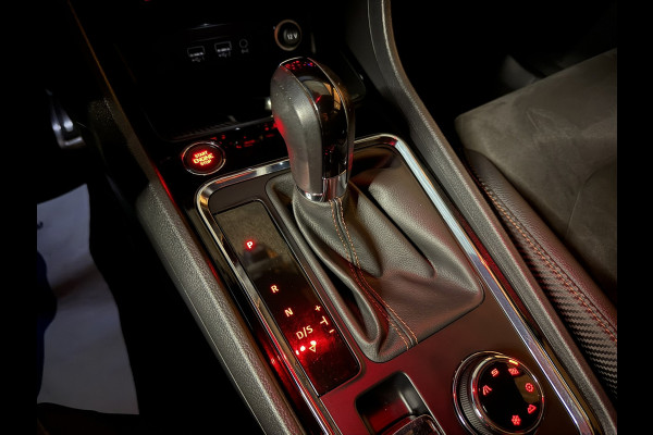 CUPRA Ateca 2.0 TSI 4DRIVE Garantie Elek Trekhaak Carplay 360 Camera Beats Elek Achterklep Keyless ACC StoelVW Led Dab Rijklaar