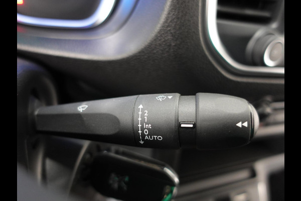 Peugeot e-Expert Long Premium 75 kWh 3-zits Automaat Airco Navi