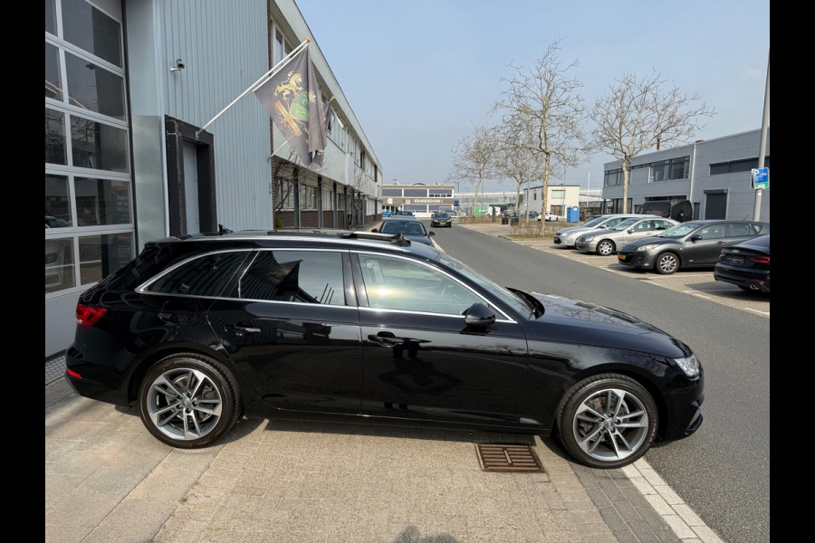 Audi A4 AVANT 35 TFSI Design ECC/PDC V&A/LED/LMV18/NAVI/PANO