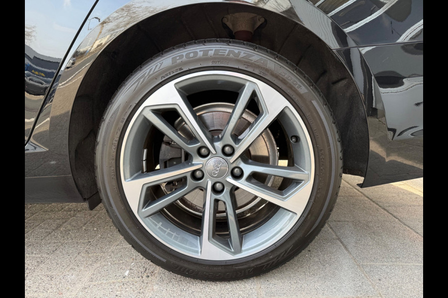 Audi A4 AVANT 35 TFSI Design ECC/PDC V&A/LED/LMV18/NAVI/PANO