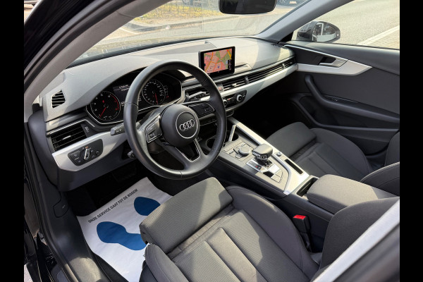 Audi A4 AVANT 35 TFSI Design ECC/PDC V&A/LED/LMV18/NAVI/PANO