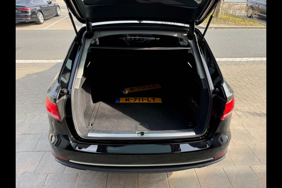 Audi A4 AVANT 35 TFSI Design ECC/PDC V&A/LED/LMV18/NAVI/PANO