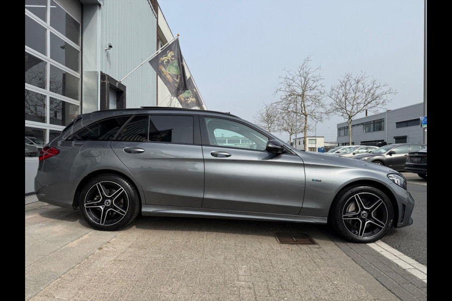 Mercedes-Benz C-Klasse Estate 300 e AMG 360º/LEER/NAVI/PANO
