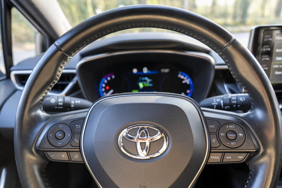 Toyota Corolla 1.8 Hybrid Business Plus | Navigatie | Camera | Clima