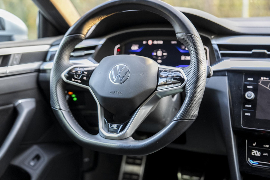 Volkswagen Arteon 2.0 TDI R-Line Business+ IQ Light | Elek Trekhaak | Navigatie | Camera | Dsg