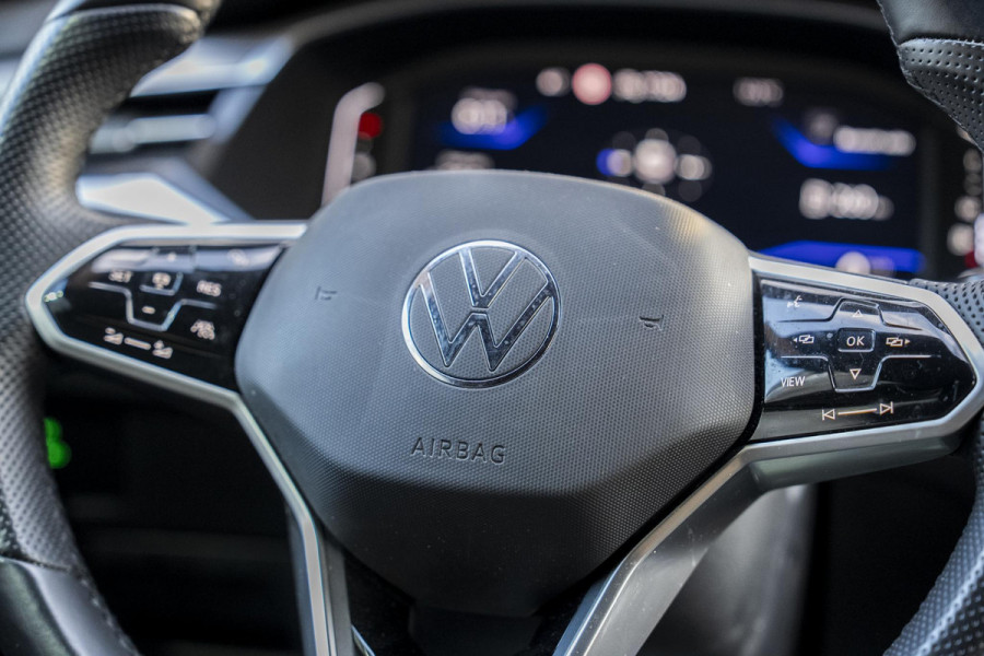 Volkswagen Arteon 2.0 TDI R-Line Business+ IQ Light | Elek Trekhaak | Navigatie | Camera | Dsg