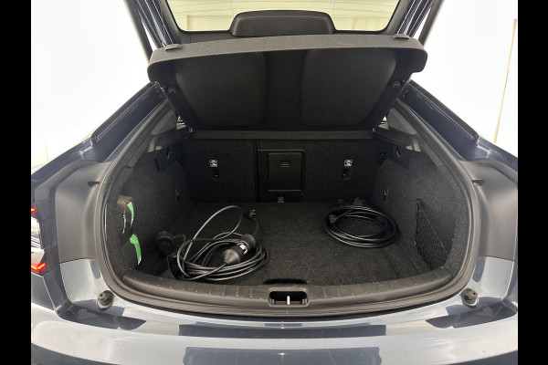 Polestar 2 Long Range Dual Motor Launch Edition 78kWh [ 3-Fase-11kW ] {SOH-90%} (INCL-BTW) Aut. *PANO | NAVI-FULLMAP | FULL-LED | ADAPTIVE-CRUISE | BLINDSPOT | TOPVIEW | KEYLESS | LANE-ASSIST | DIGI-COCKPIT | CARPLAY | DAB+ | HEATED-SPORTSEATS | CAMERA | MEMORY-PACK | PD