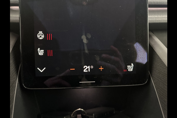 Polestar 2 Long Range Dual Motor Launch Edition 78kWh [ 3-Fase-11kW ] {SOH-90%} (INCL-BTW) Aut. *PANO | NAVI-FULLMAP | FULL-LED | ADAPTIVE-CRUISE | BLINDSPOT | TOPVIEW | KEYLESS | LANE-ASSIST | DIGI-COCKPIT | CARPLAY | DAB+ | HEATED-SPORTSEATS | CAMERA | MEMORY-PACK | PD