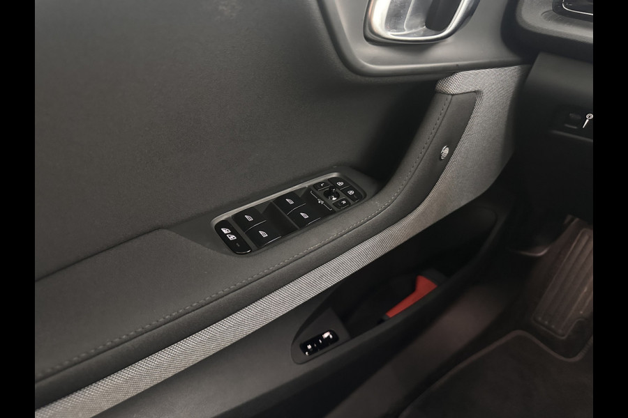 Polestar 2 Long Range Dual Motor Launch Edition 78kWh [ 3-Fase-11kW ] {SOH-90%} (INCL-BTW) Aut. *PANO | NAVI-FULLMAP | FULL-LED | ADAPTIVE-CRUISE | BLINDSPOT | TOPVIEW | KEYLESS | LANE-ASSIST | DIGI-COCKPIT | CARPLAY | DAB+ | HEATED-SPORTSEATS | CAMERA | MEMORY-PACK | PD