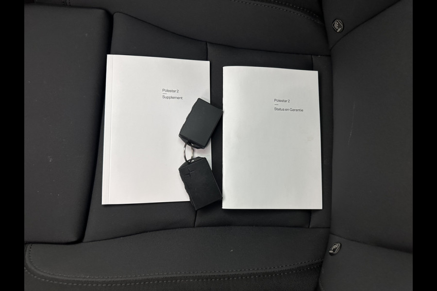 Polestar 2 Long Range Dual Motor Launch Edition 78kWh [ 3-Fase-11kW ] {SOH-90%} (INCL-BTW) Aut. *PANO | NAVI-FULLMAP | FULL-LED | ADAPTIVE-CRUISE | BLINDSPOT | TOPVIEW | KEYLESS | LANE-ASSIST | DIGI-COCKPIT | CARPLAY | DAB+ | HEATED-SPORTSEATS | CAMERA | MEMORY-PACK | PD
