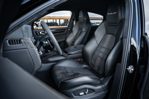 Porsche Cayenne Coupé 4.0 Turbo GT - Origineel NL | Sport Chrono + | Keramisch | Burmester | Carbon