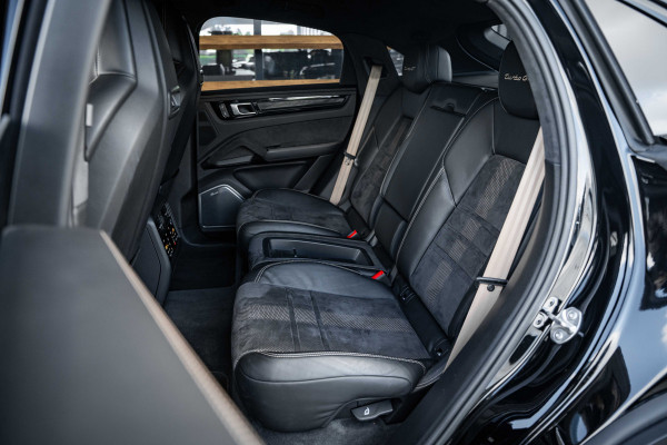 Porsche Cayenne Coupé 4.0 Turbo GT - Origineel NL | Sport Chrono + | Keramisch | Burmester | Carbon