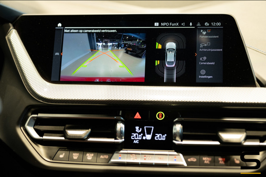 BMW 2 Serie Gran Coupé 218i High Executive|M-sport|NAP|Pano