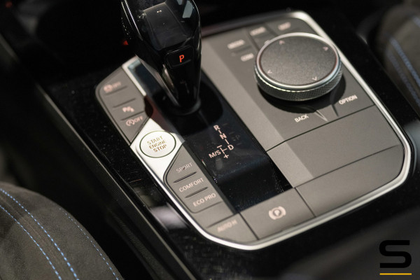 BMW 2 Serie Gran Coupé 218i High Executive|M-sport|NAP|Pano