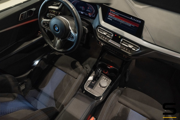 BMW 2 Serie Gran Coupé 218i High Executive|M-sport|NAP|Pano