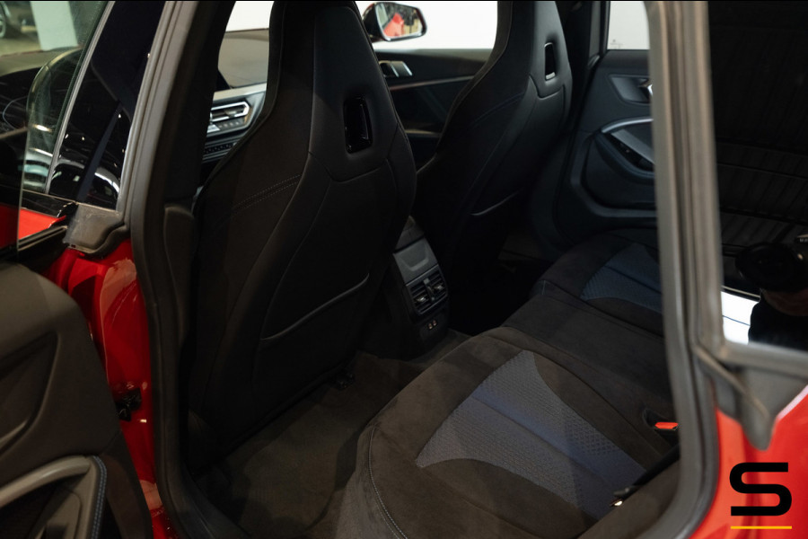 BMW 2 Serie Gran Coupé 218i High Executive|M-sport|NAP|Pano