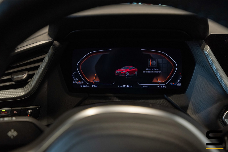 BMW 2 Serie Gran Coupé 218i High Executive|M-sport|NAP|Pano