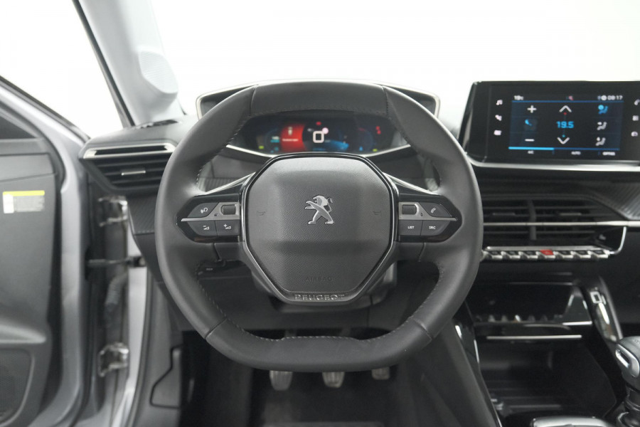Peugeot 208 PureTech 100 Allure Pack | Camera | Adaptieve Cruise Control | Apple Carplay | Stoelverwarming