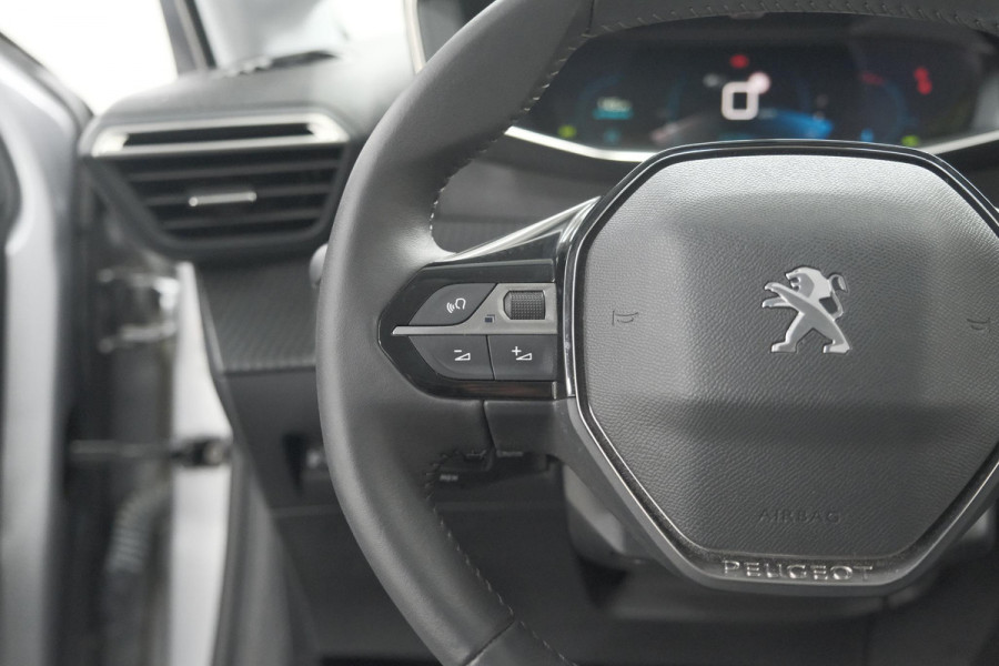Peugeot 208 PureTech 100 Allure Pack | Camera | Adaptieve Cruise Control | Apple Carplay | Stoelverwarming