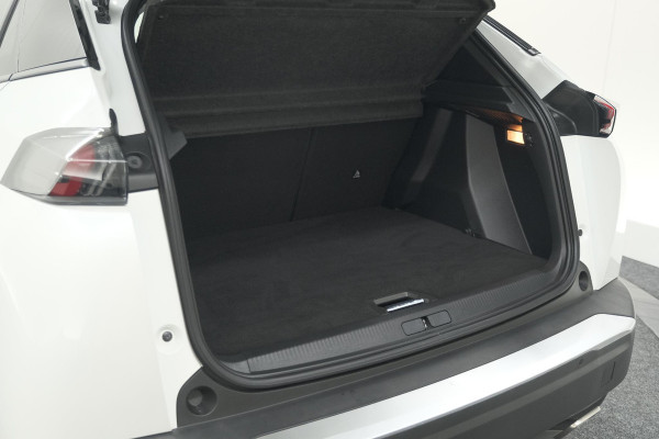 Peugeot 2008 PureTech 130 Allure | Camera | Adaptieve Cruise Control | Stoelverwarming