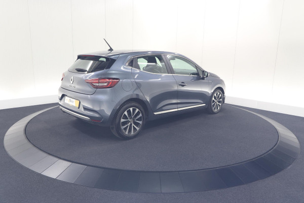 Renault Clio TCe 130 EDC Intens |  Allseason banden | Camera | Navigatie | Parkeersensoren