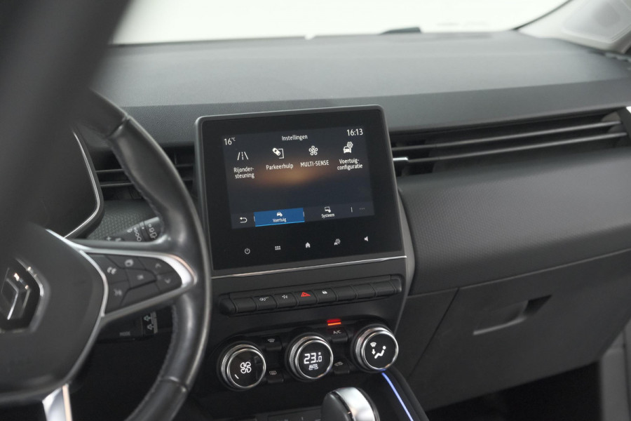 Renault Clio TCe 130 EDC Intens |  Allseason banden | Camera | Navigatie | Parkeersensoren