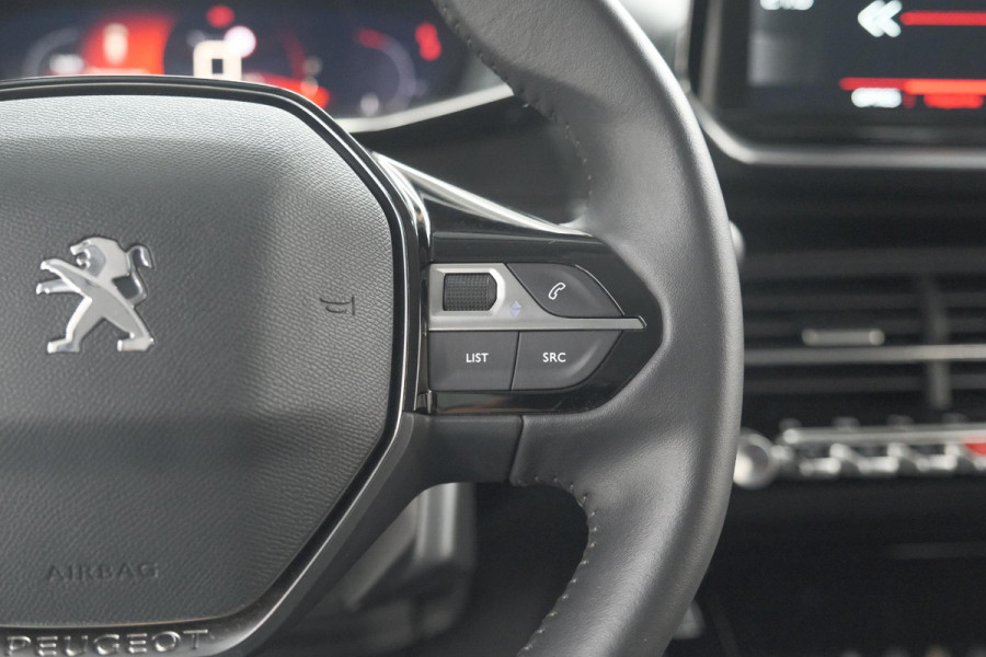 Peugeot 2008 PureTech 102 Allure Pack | Camera | Apple Carplay | Parkeersensoren