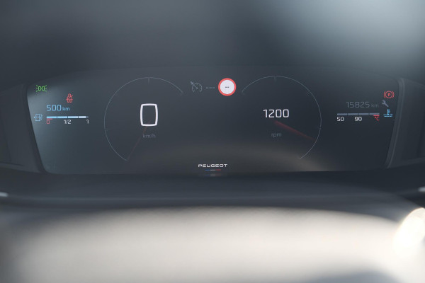 Peugeot 208 PureTech 100 Allure | 360 Camera | Dodehoekdetectie | Apple Carplay