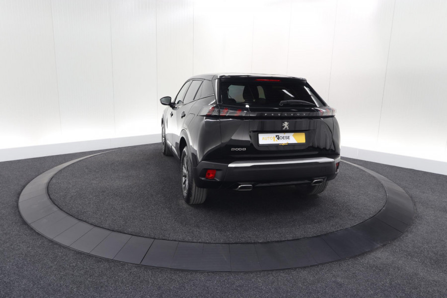 Peugeot 2008 PureTech 130 EAT8 Active Pack | Parkeersensoren | Apple CarPlay | Climate Control | Stoelverwarming