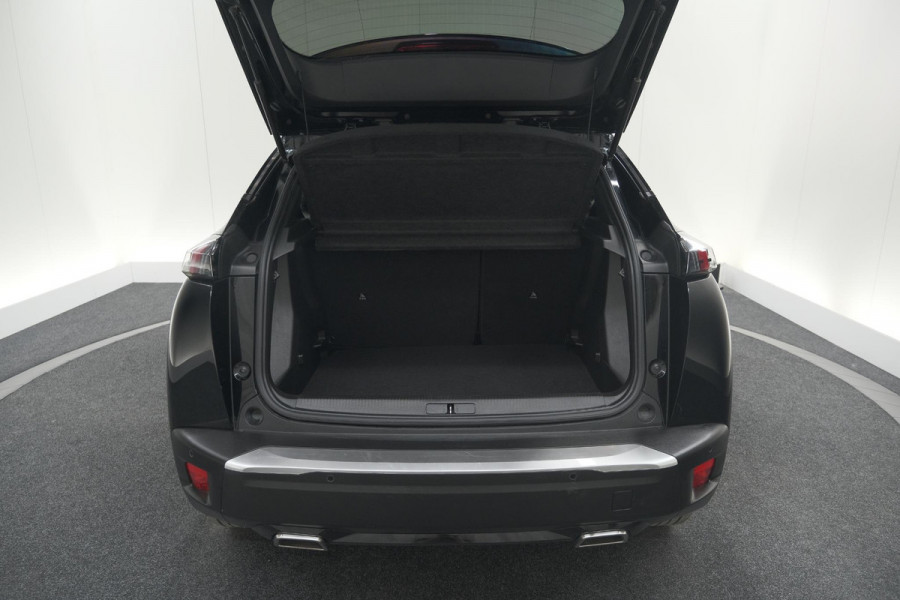 Peugeot 2008 PureTech 130 EAT8 Active Pack | Parkeersensoren | Apple CarPlay | Climate Control | Stoelverwarming