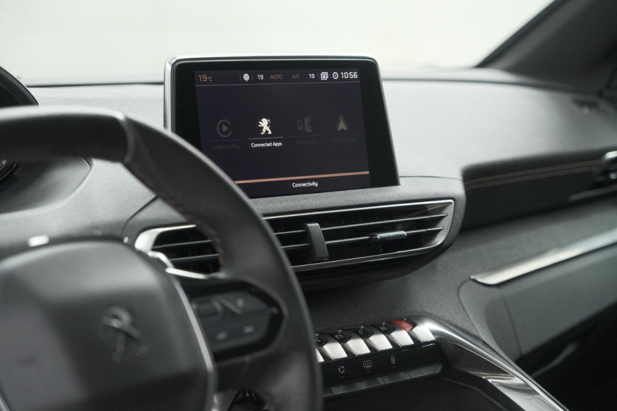 Peugeot 5008 PureTech 130 EAT8 GT-Line | Trekhaak | Panoramadak | Dodehoekdetectie | Elektrische Kofferklep