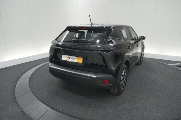 Peugeot e-2008 EV Active 50 kWh | Parkeersensoren | Apple Carplay | Climate Control