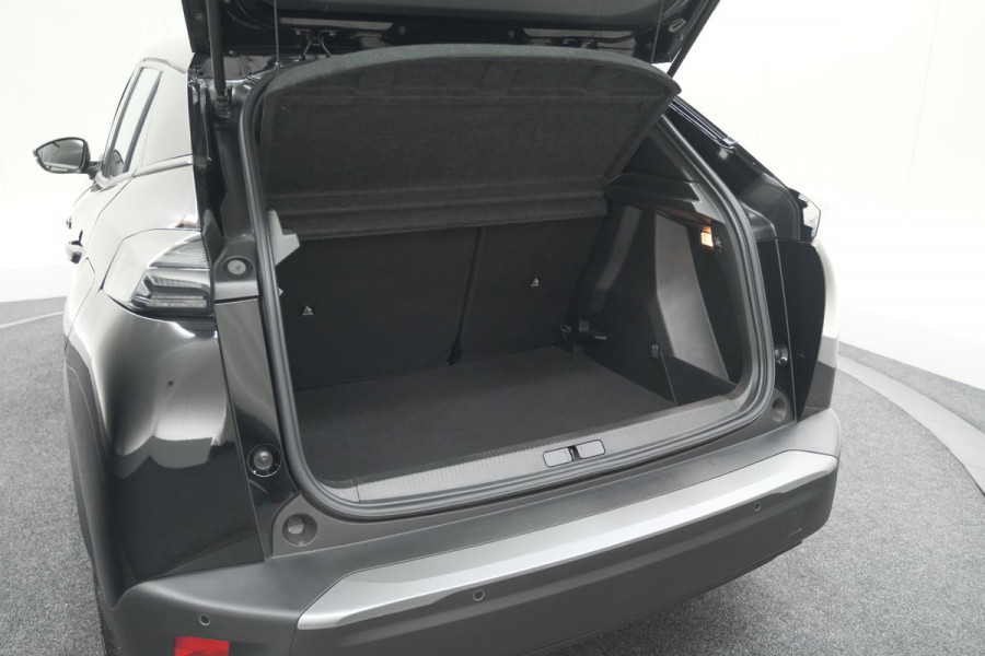 Peugeot e-2008 EV Active 50 kWh | Parkeersensoren | Apple Carplay | Climate Control