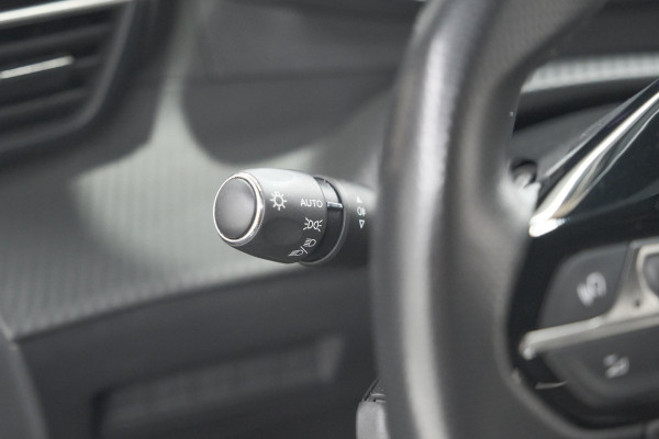 Peugeot 2008 PureTech 130 EAT8 GT | 360 Camera | Dodehoekdetectie | Apple Carplay